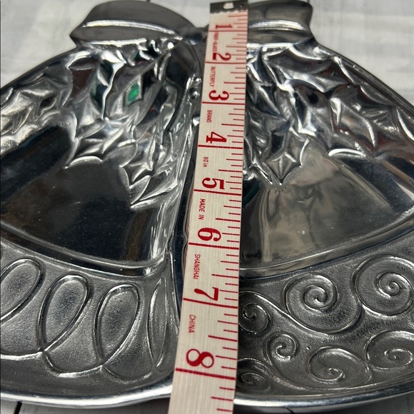 🎄 Wilton Armetale Silver Bell Shaped Holiday Tray – Decorative Serving Dish - Picture 7 of 9